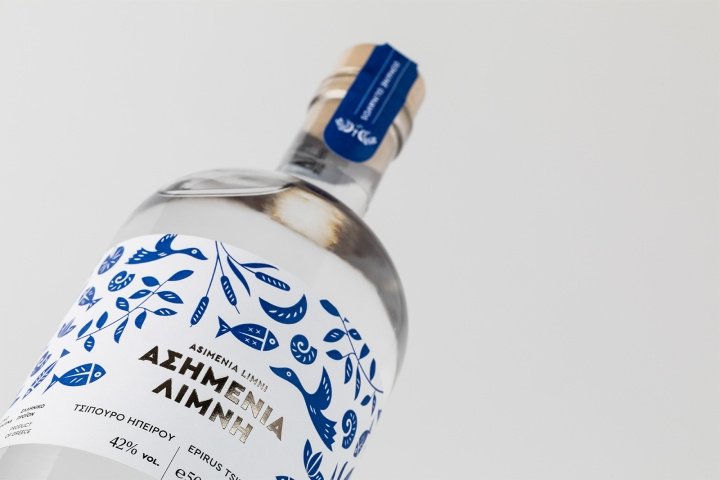 Asimenia白酒包装蓝色标签设计包装插画设计-上海包装设计公司