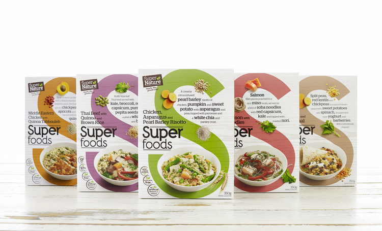 Vesco Foods 冷冻菜肴食品包装设计，以健康食材为卖点，以S字母增加识别