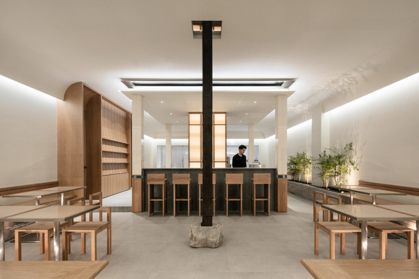  SAEMCafé咖啡店餐饮空间设计，稳定比例的结构美学