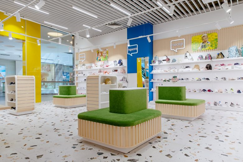 莫斯科“ Kotofey”儿童青少年鞋类品牌旗舰店店铺室内空间设计