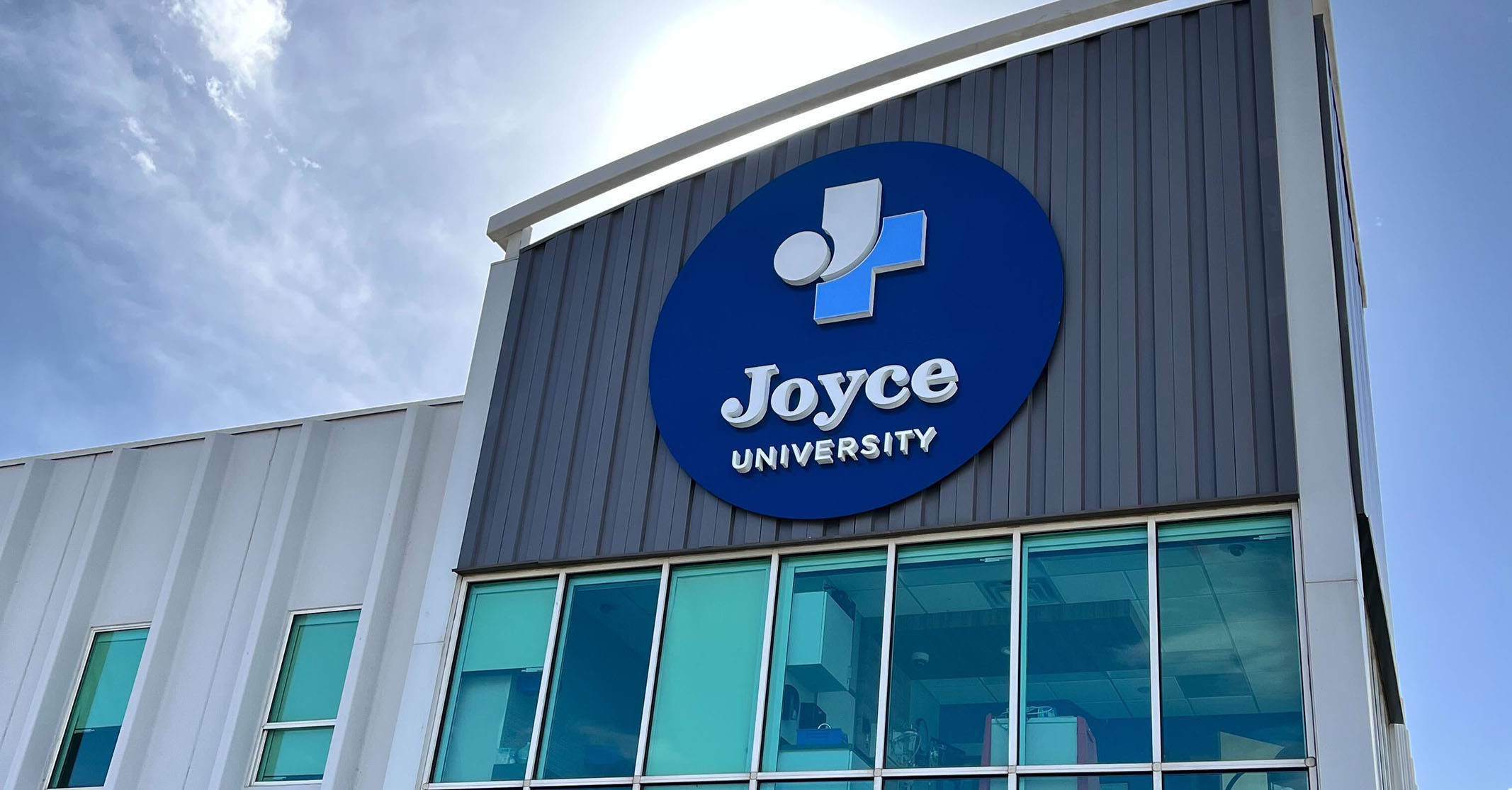 Joyce University 医疗健康护理医学院科技大学logo设计