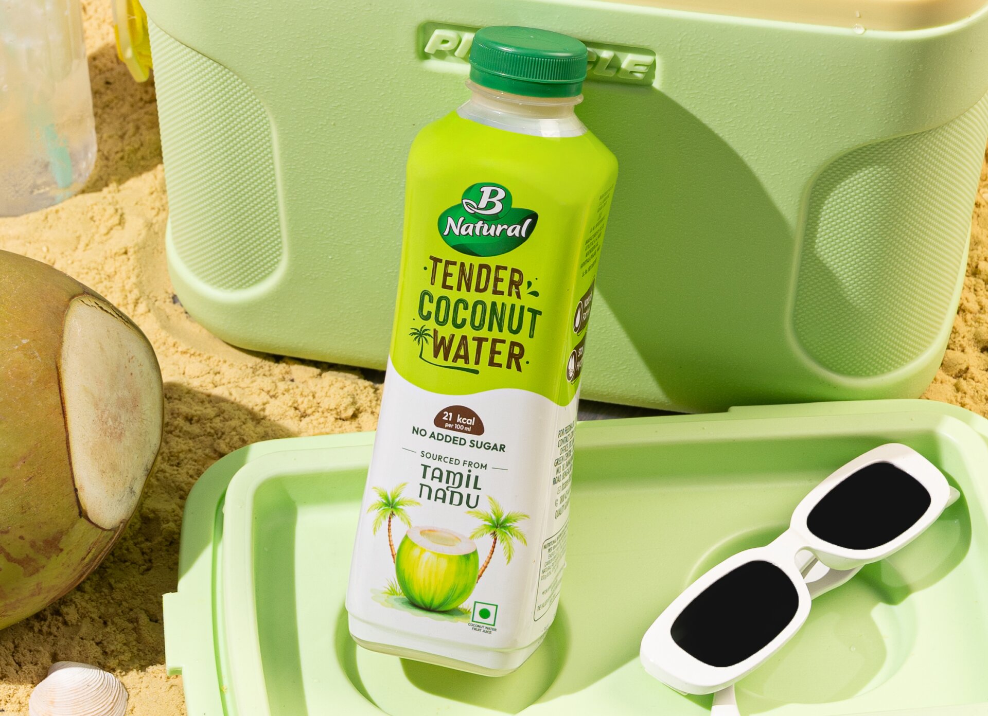 B Natural 椰子水包装设计自然水彩绿色风格-上海包装设计公司